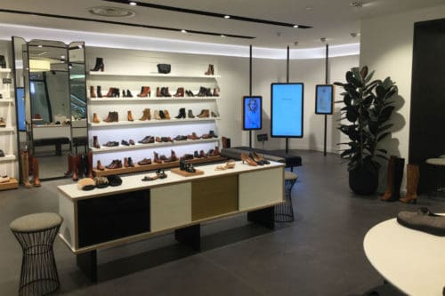 Ecran shoe store